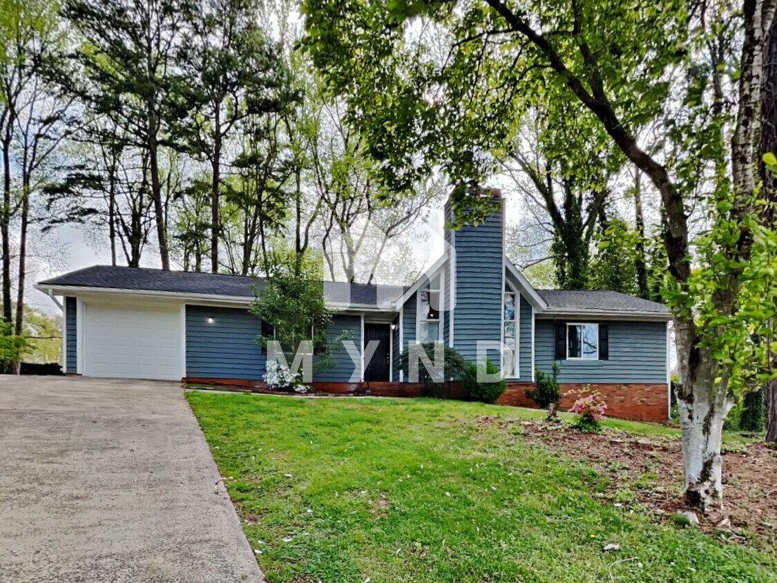 Primary Photo - 1710 Farm Pond Ct