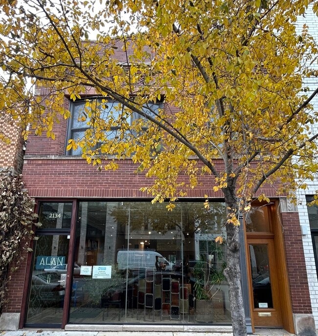 Building Photo - 2134 N Damen Ave