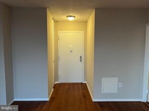 Building Photo - 1225 Martha Custis Dr