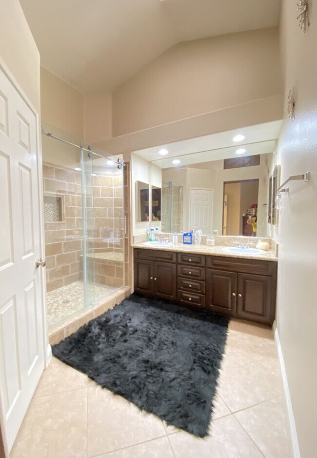 Foto del edificio - **COMING SOON** DRIVE BY ONLY