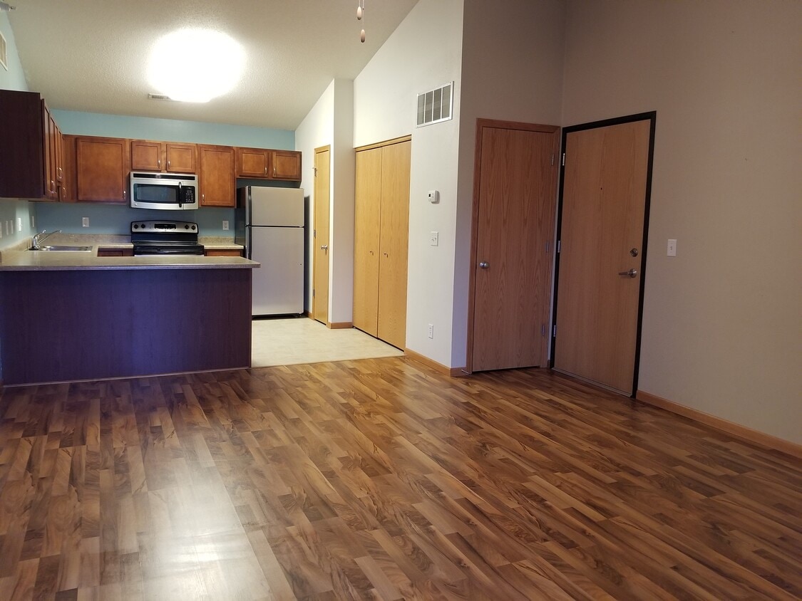 900 Rachael St Unit 304, North Liberty, IA 52317 Apartments in North