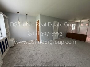 Building Photo - 400 E Everettdale Ave