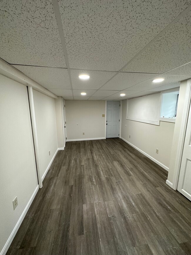 Living area - 4833 Belair Rd