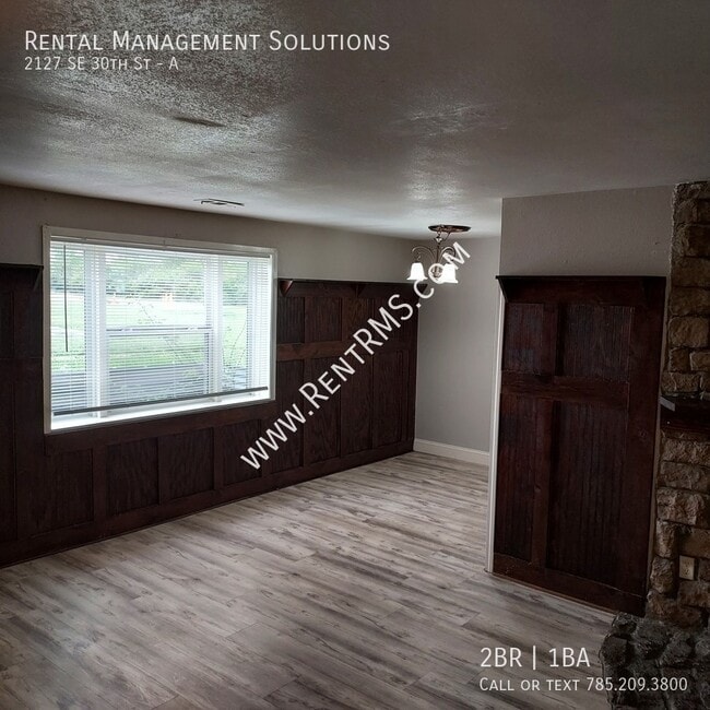 Building Photo - 2127 SE 30th St