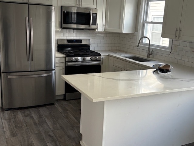 Building Photo - 5619 N Menard Ave