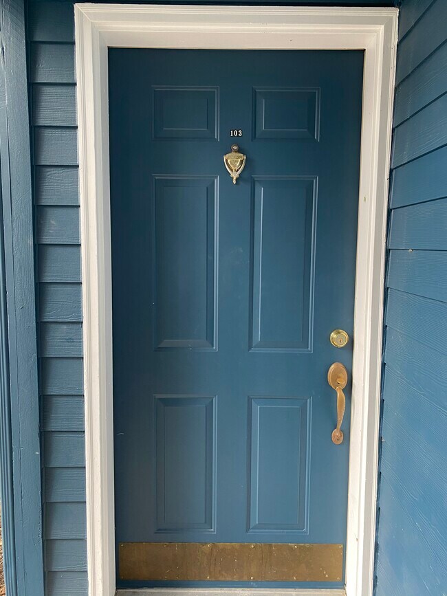 Foto del edificio - 3840 W Lake Sammamish Pky NE