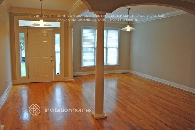 Building Photo - 19524 Coachmans Trace