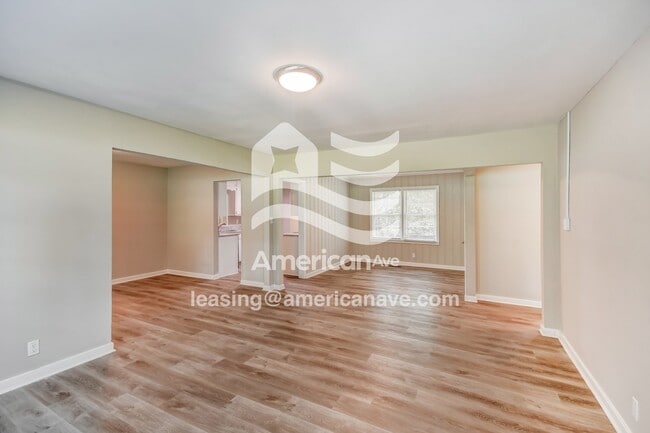 Building Photo - 100 Red Ln Cir