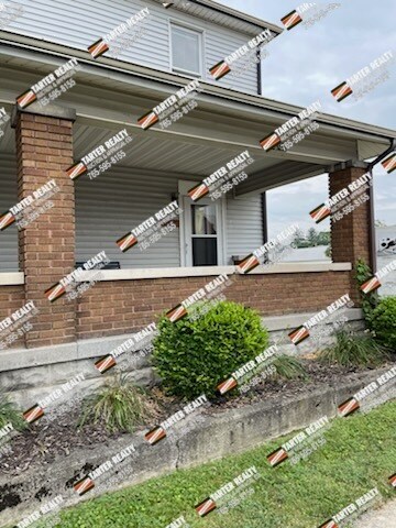 Foto principal - 235 W Washington St
