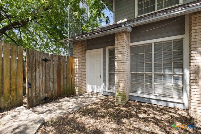 Building Photo - 6714 Windsor Hollow Dr