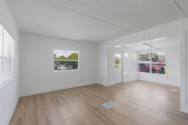 Foto del edificio - 814 Roseapple Ave