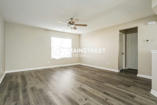 Building Photo - 4 Bedroom Pet-Friendly Home in Knightdale, NC with Main Street Renewal