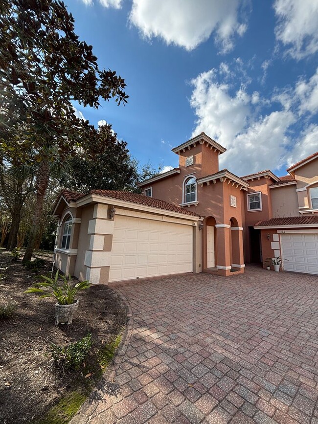 Building Photo - Large Ponte Vedra Condo