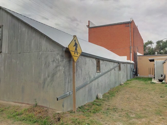 Building Photo - The Korner Store