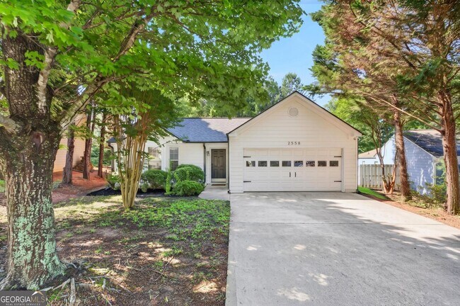 Foto del edificio - 2558 Candlewood Way