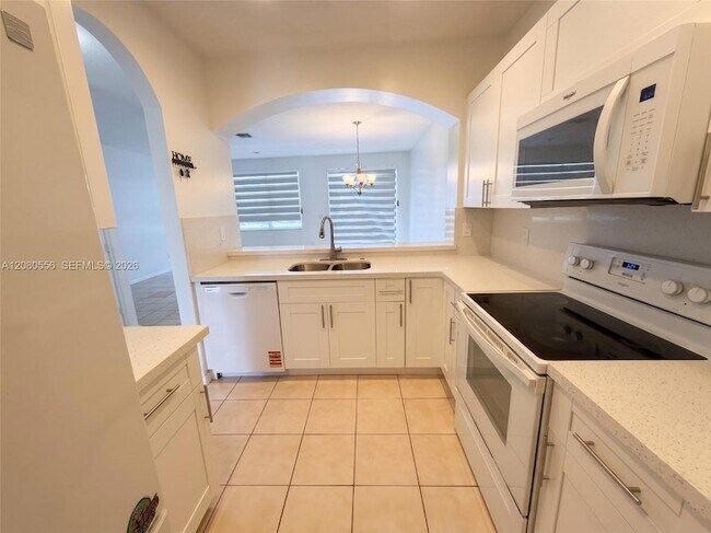 Foto del edificio - 4951 Mallory St