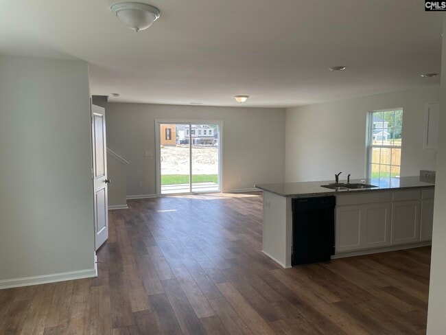 Building Photo - 425 Eclipse Ln