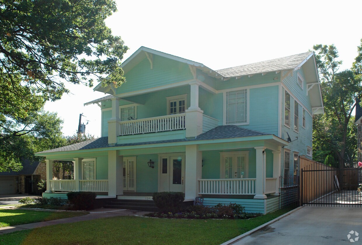 Building Photo - 4346 Cole Ave