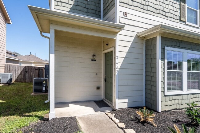 Building Photo - 21743 Mossy Field Ln