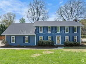 Building Photo - 729 Woodchase Dr