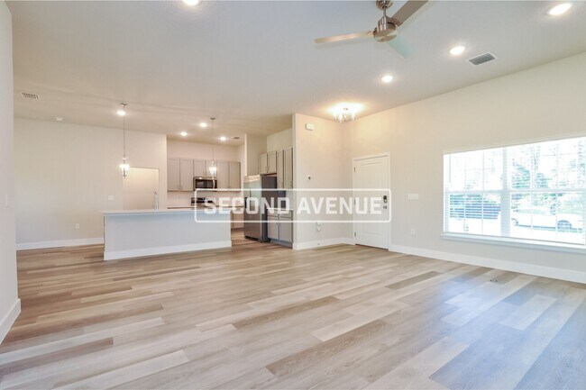 Foto del edificio - 9 Selden Ct