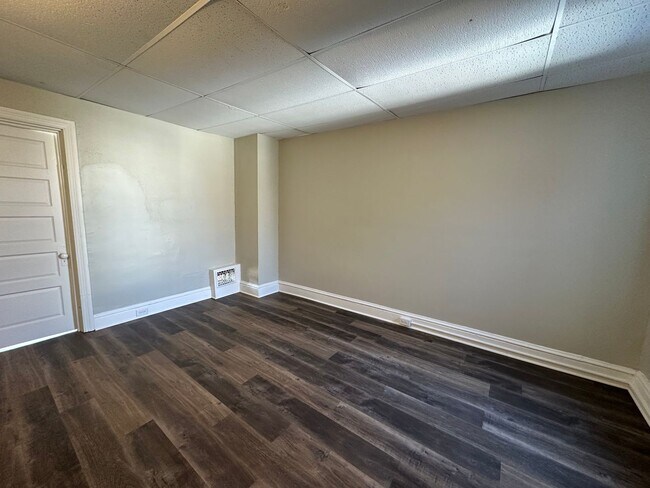 Foto del edificio - Large 2 bedroom House for Rent