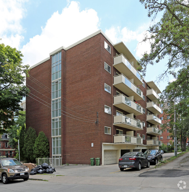 Building Photo - Park Charlton Apartments