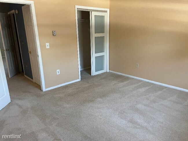 Foto del edificio - 3 br, 2 bath Townhome - 205 Tallow Wood Dr