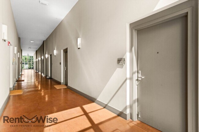 Building Photo - 1325 Indiana St