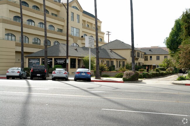Foto del edificio - 1131 N Brand Blvd