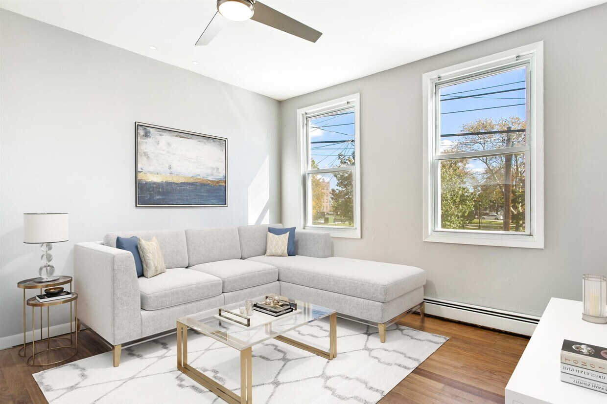 Primary Photo - 475 Palisade Ave