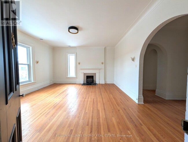 Photo du bâtiment - 35 King St