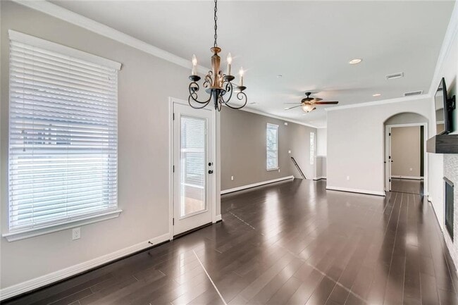 Building Photo - 12213 Terraza Cir