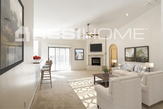 Building Photo - 715 W Milada Dr