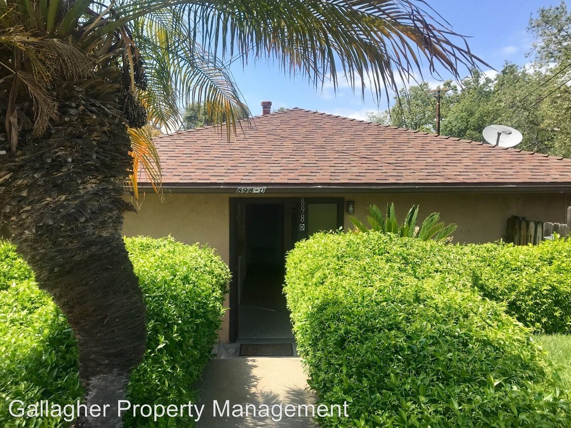 Primary Photo - 898 Concha Loma Dr