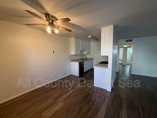 Building Photo - 1587 Coriander Dr
