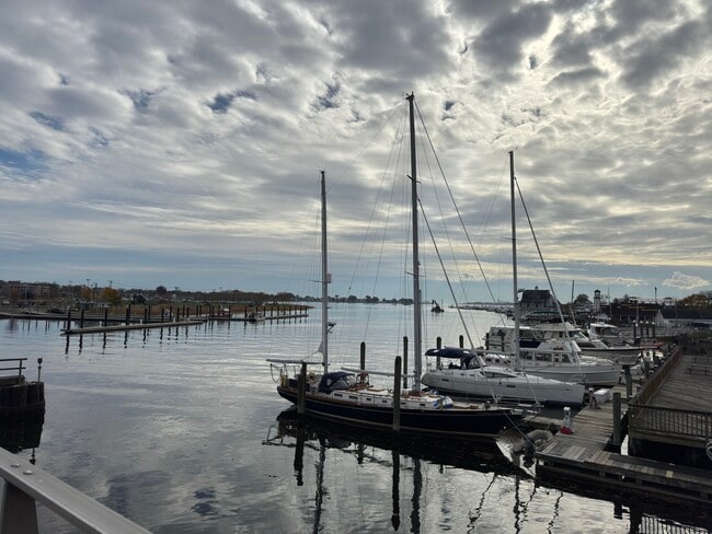 Building Photo - 14 Osborne Ave