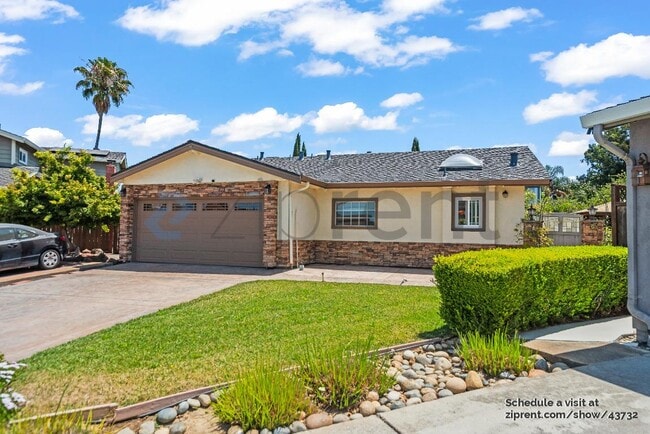 Building Photo - 5947 Southmont Ct