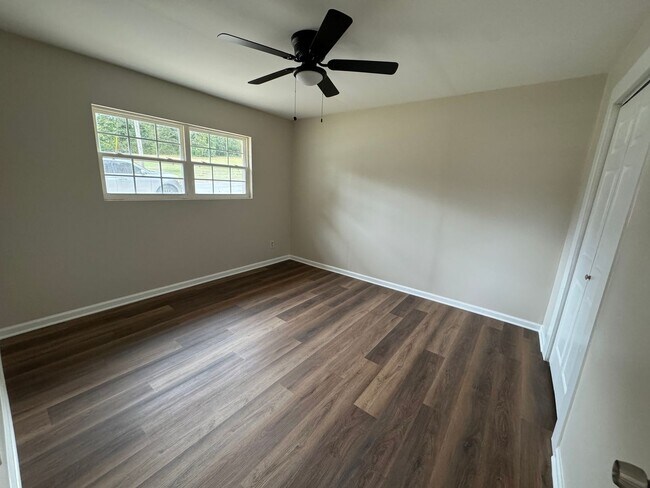 Building Photo - Wadsworth Apartments