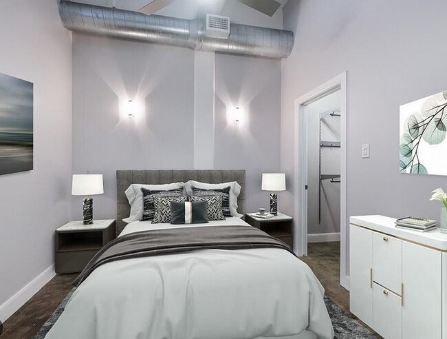 Photo - 831 S Flores St Apartment