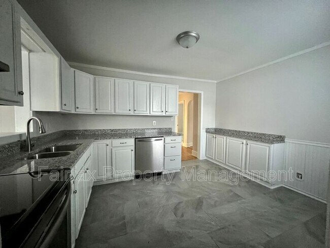 Foto del edificio - 4422 Ryan St