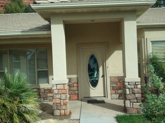 Building Photo - Beautiful Home in Coral Cove Heights