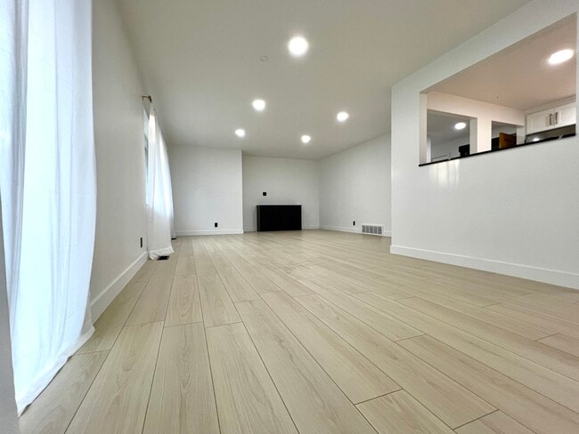 Foto del edificio - 12627 Beacon Ave S