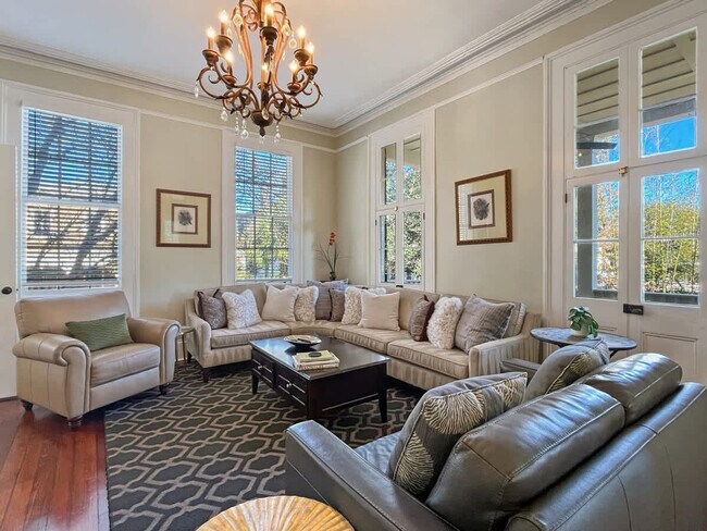 Foto del edificio - 209 W Bolton St