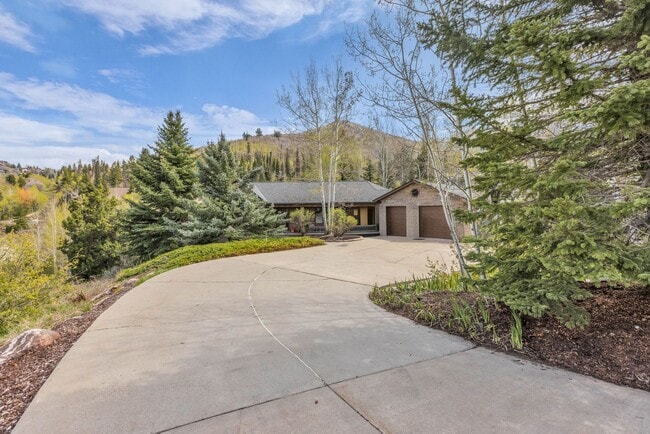 Pinebrook Luxury Remodeled Home - Pinebrook Luxury Remodeled Home