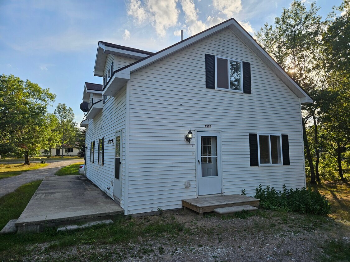 Looking at the entrance to your apartment - 4304 Kateri Ln