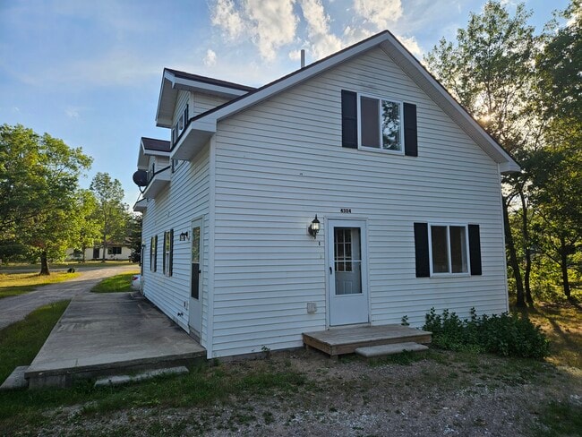 Building Photo - 4304 Kateri Ln