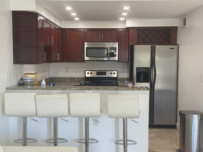 Foto del edificio - 2900 NE 30th St