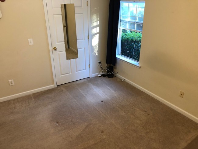 Foto del edificio - 1137 Vermillion Dr