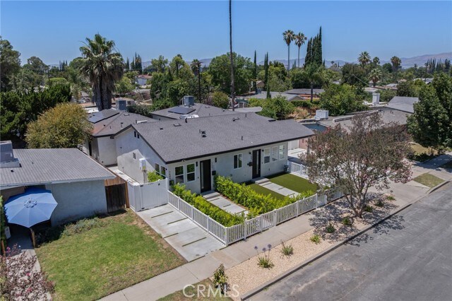 Foto del edificio - 7647 Melvin Ave
